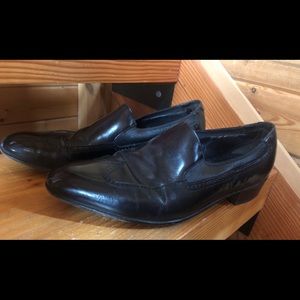 Florsheim Men’s dress shoes.